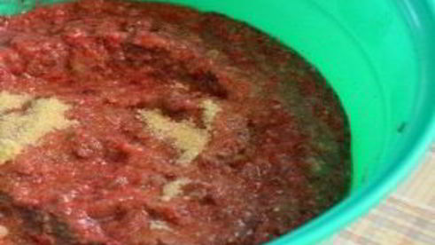 земляничное варенье через мясорубку