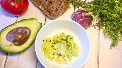 бутерброд с авокадо