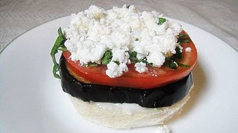 бутерброд с баклажанами