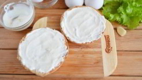 бутерброд с яйцом