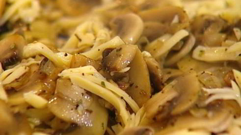 бутерброд-ссобойка с грибами и сыром