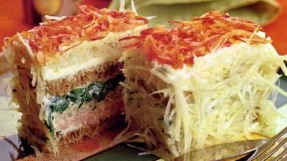 Рецепт Бутербродные слоеные тортики с окороком