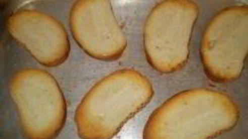 бутерброды с консервированной рыбой