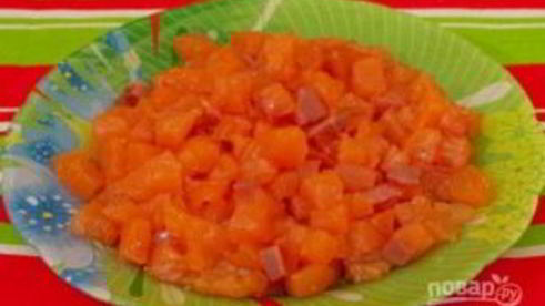 бутерброды с семгой и красной икрой