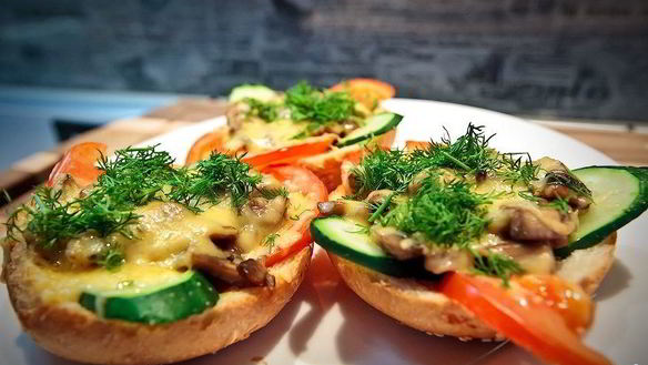 Рецепт Бутерброды с шампиньонами и сыром