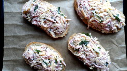 горячие бутерброды в духовке