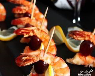 Маленькие бутерброды на палочке