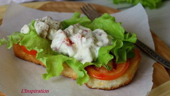 Рецепт Салат-бутерброд с копченой семгой