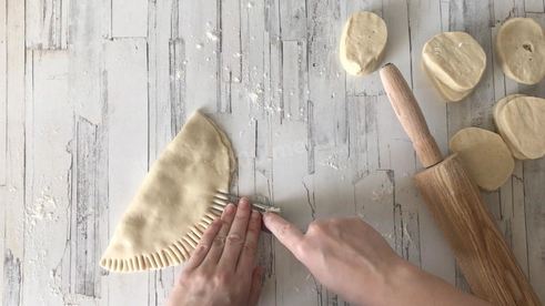 чебуреки с картошкой