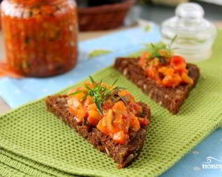 Кабачковая икра кубиками