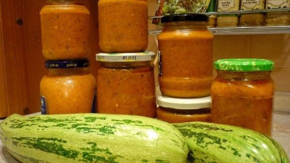 Рецепт Кабачковая икра с болгарским перцем и томатной пастой