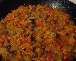 Жареная баклажанная икра кусочками