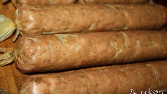 Рецепт Колбаса домашняя с индейкой и говядиной