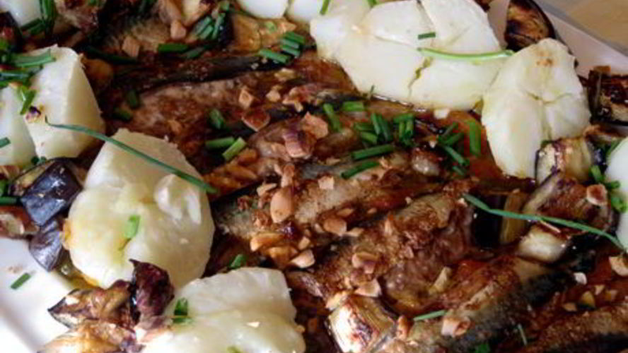 Рецепт маринованная скумбрия с картофелем и овощами