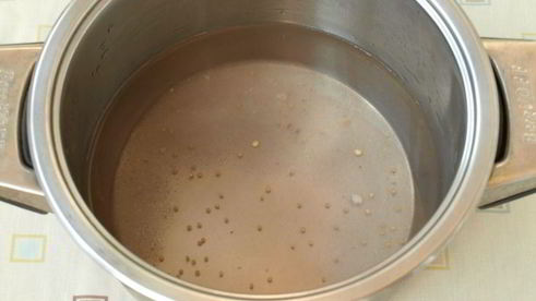 маринованнные желтые помидоры с кизилом