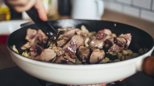 новогодняя закуска на крекерах