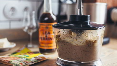 новогодняя закуска на крекерах