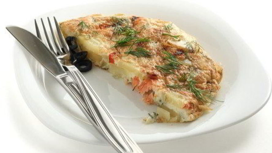 Рецепт фриттата с копченым лососем и грибами