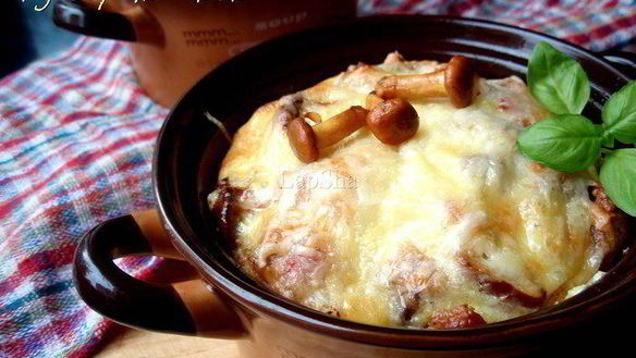 Рецепт Фриттата с лисичками и беконом