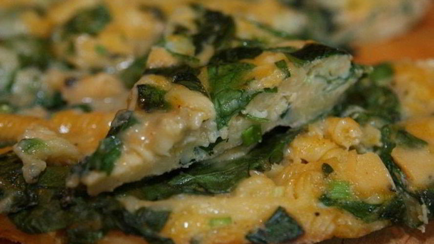 Рецепт фриттата с макаронами и шпинатом