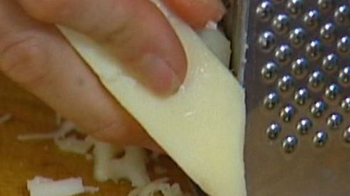 фриттата с макаронами и шпинатом