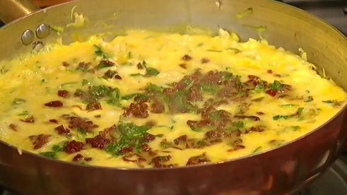 фриттата с начинкой из курицы и овощей