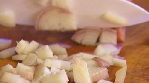 фриттата с цукини, морковью и помидором