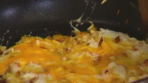 фриттата с цукини, морковью и помидором