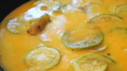 омлет из кабачков на сковороде