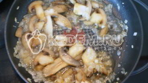 омлет с грибами