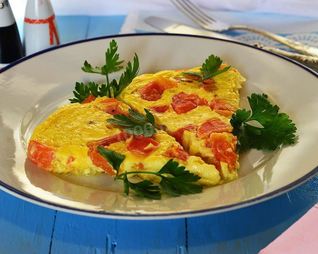 Омлет с помидорами в духовке