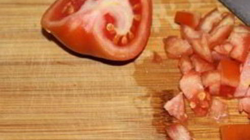 омлет с помидорами в микроволновке