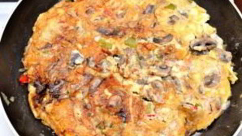 омлет с сыром и овощами