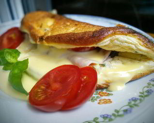 Омлет-суфле кордон блю