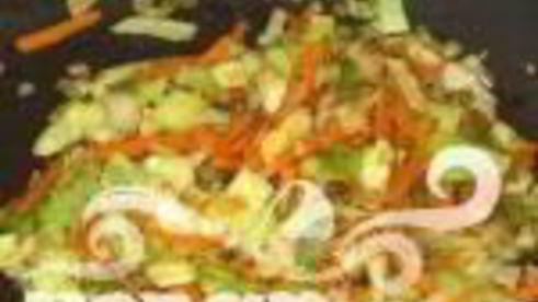 японский омлет омусоба