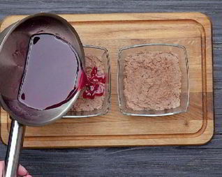 Куриный паштет под гранатовым желе