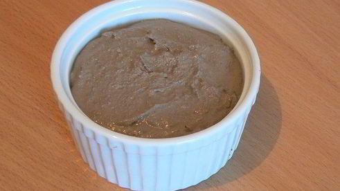 паштет из куриной печени с брусничным желе