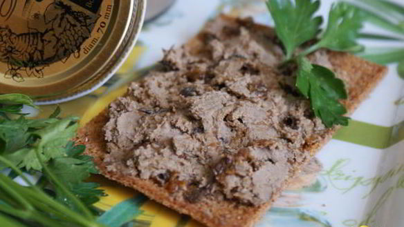 Рецепт Паштет из куриной печени с черносливом