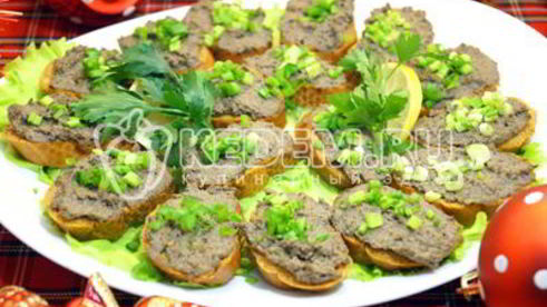 паштет из куриной печени с грибами