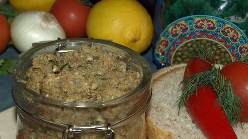 паштет из маша с баклажанами и кунжутно-ореховой пастой