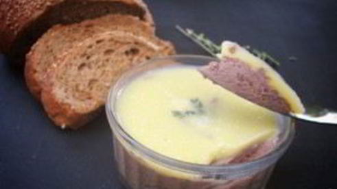 паштет печеночный со сливочным маслом