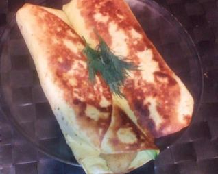 Чикен ролл с капустой и огурцами