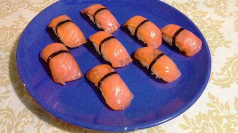 нигири суши и роллы
