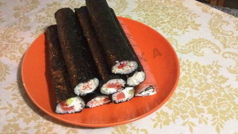 нигири суши и роллы