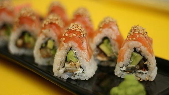 Рецепт Роллы Гонконг с угрем по-домашнему