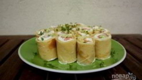 роллы из блинов с семгой