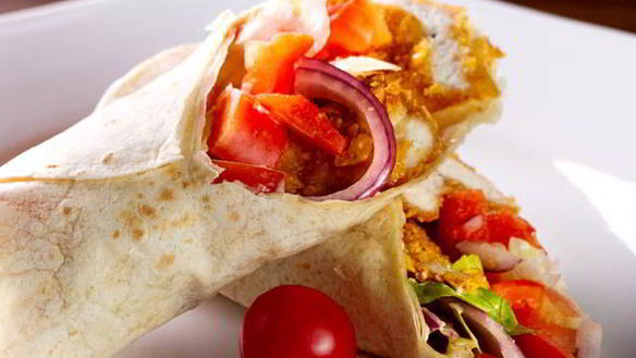 Рецепт Роллы из лаваша с курицей, болгарским перцем и луком