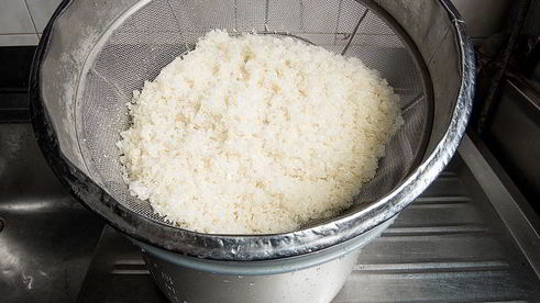 роллы калифорния с крабом