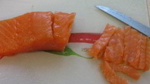 роллы с икрой летучей рыбы