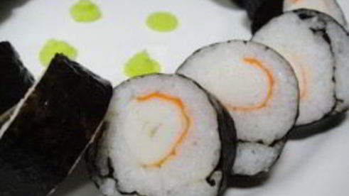 роллы с крабовыми палочками
